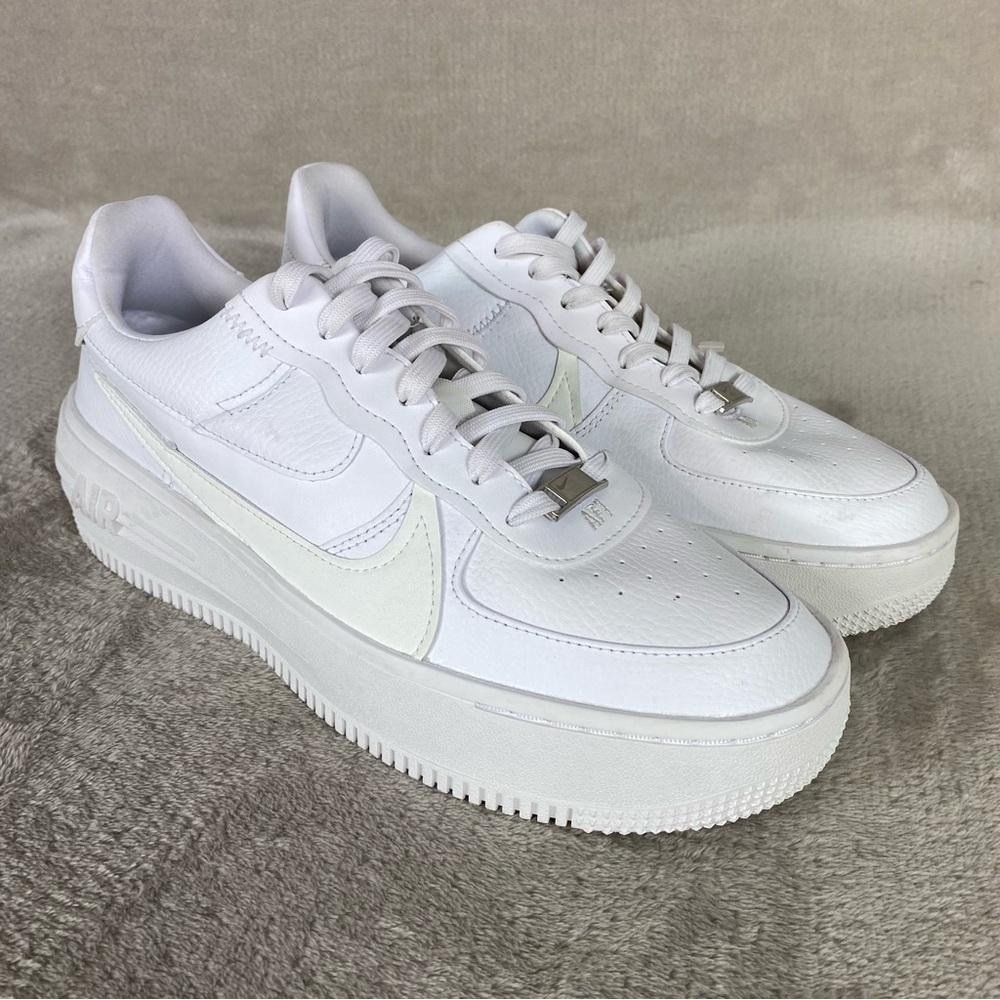 Nike Air Force 1 PLT.AF.ORM DJ9946-100 Womens 9.5 Triple White Running Shoes